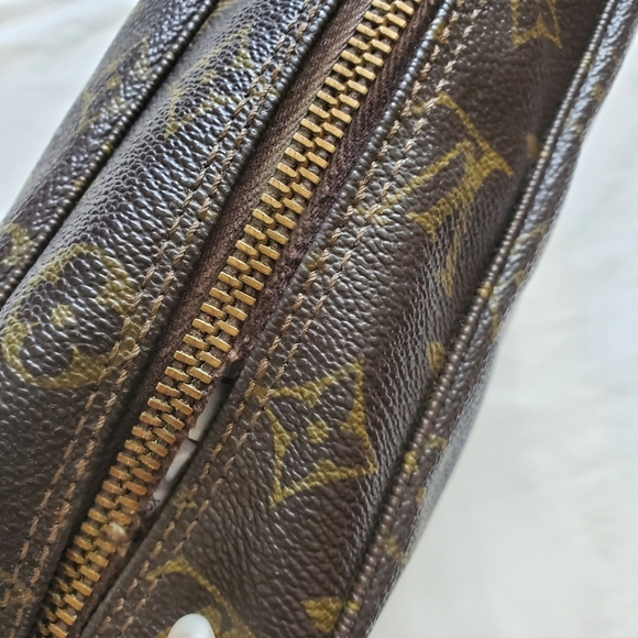 Authentic Vintage LOUIS VUITTON Monogram Trousse 28 Toiletries Bag France - Picture 11 of 12